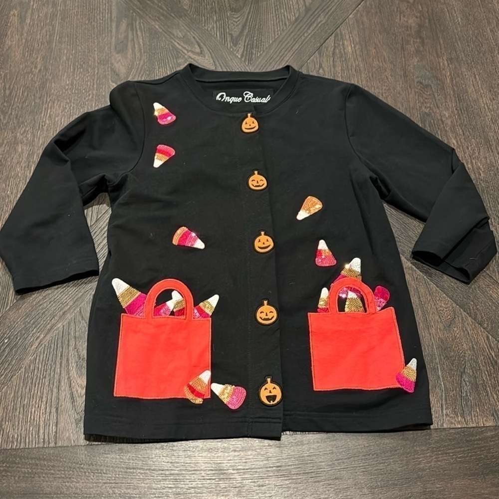 Onque Casuals Halloween Sweater Small